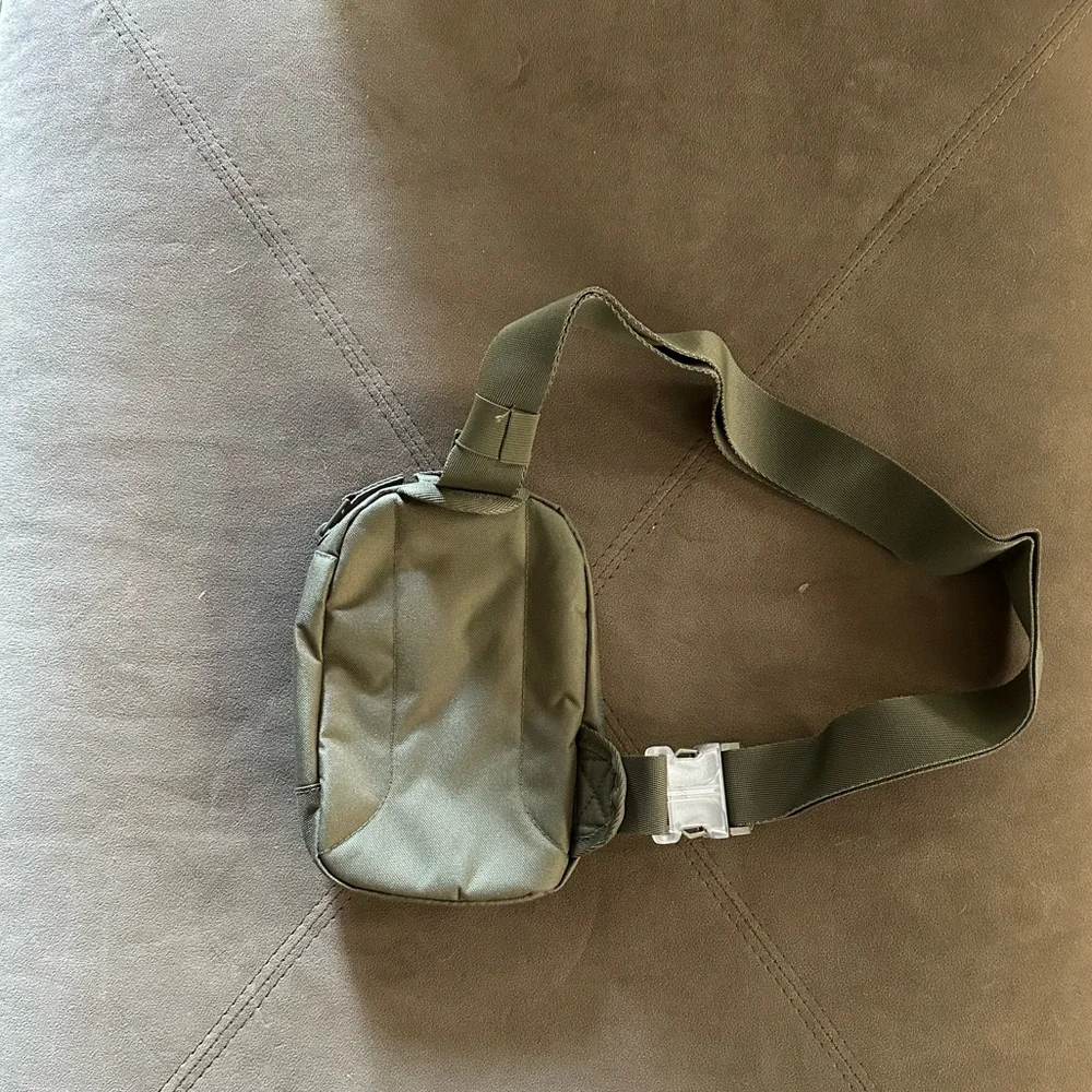 Adidas Prime Mini Sling - Picture 3 of 3